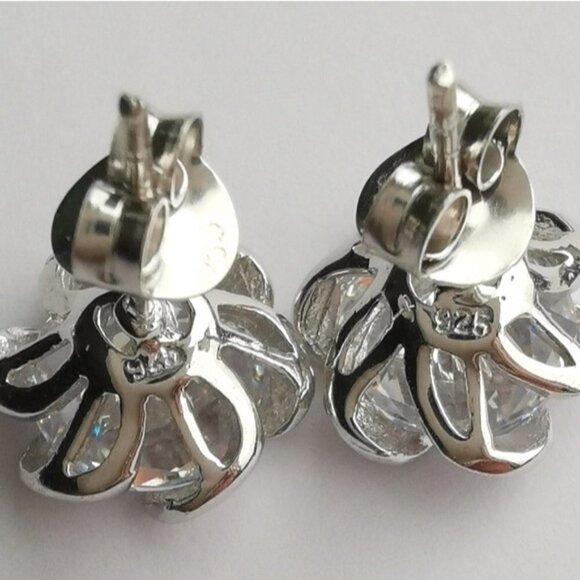 New sterling silver cz flower necklace earring set - Picture 4 of 9